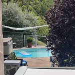 Haus Paradies Casa de Férias