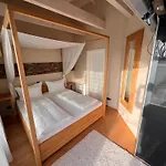 Haus Paradies Casa de Férias