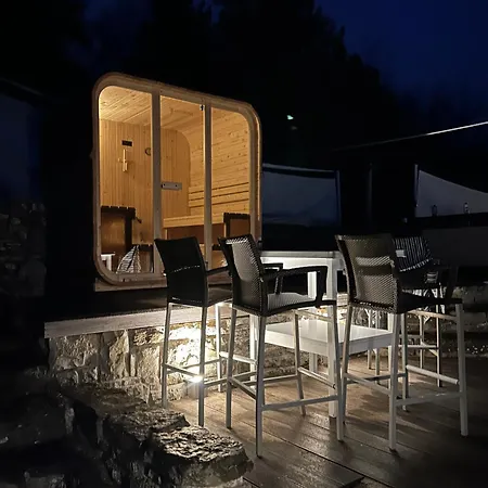 Holiday home Haus Paradies *